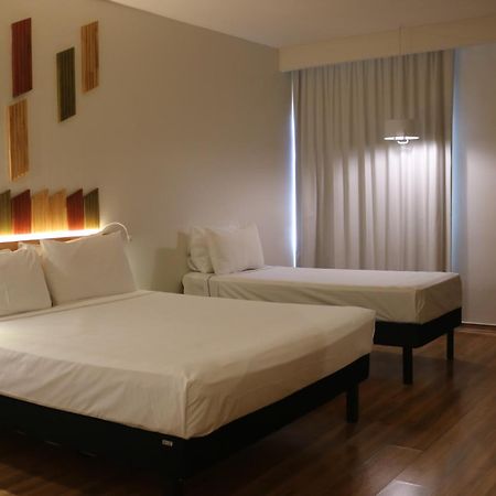 Hotel Nacional Inn Curitiba Santa Felicidade Zewnętrze zdjęcie