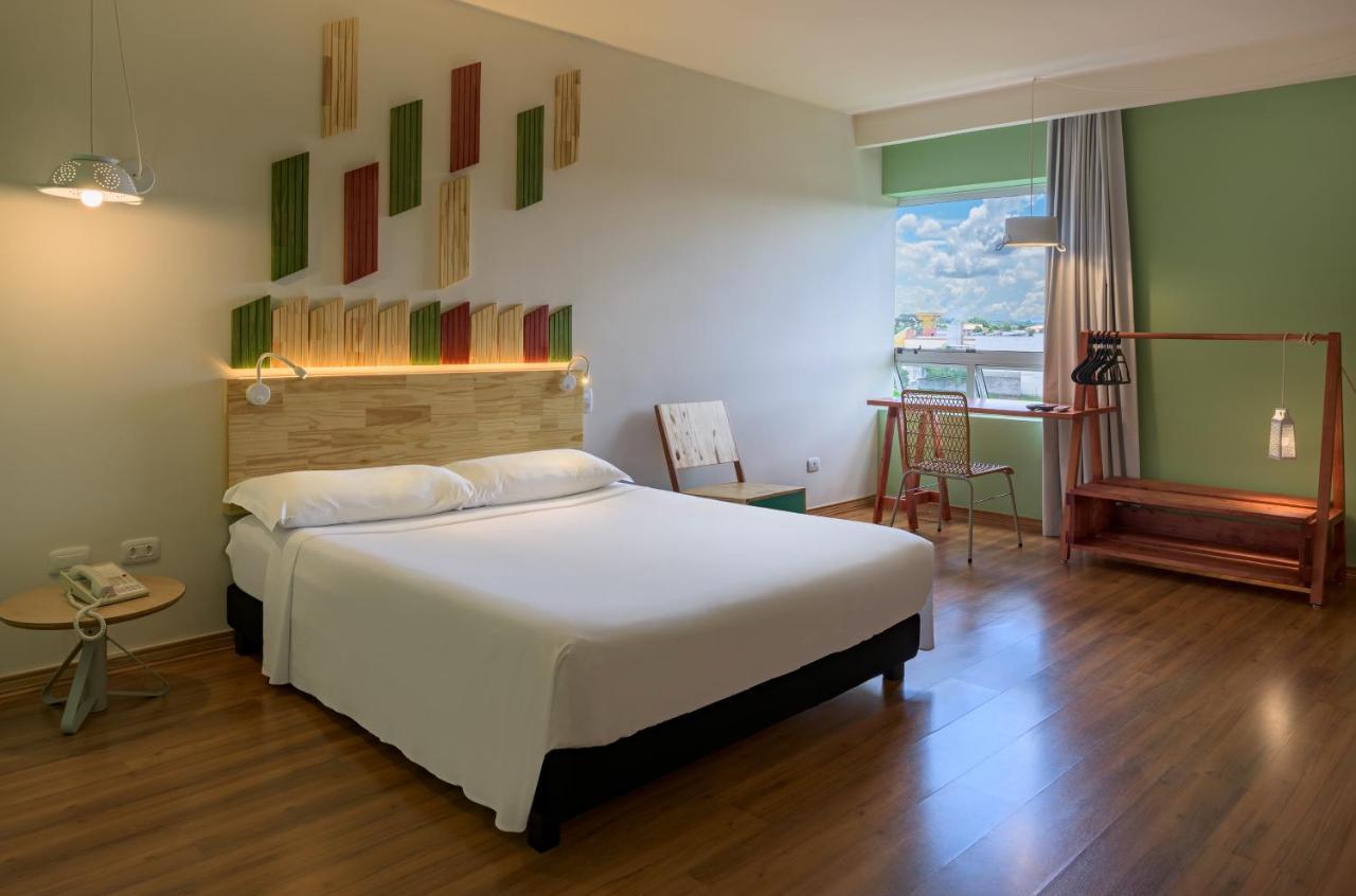 Hotel Nacional Inn Curitiba Santa Felicidade Zewnętrze zdjęcie