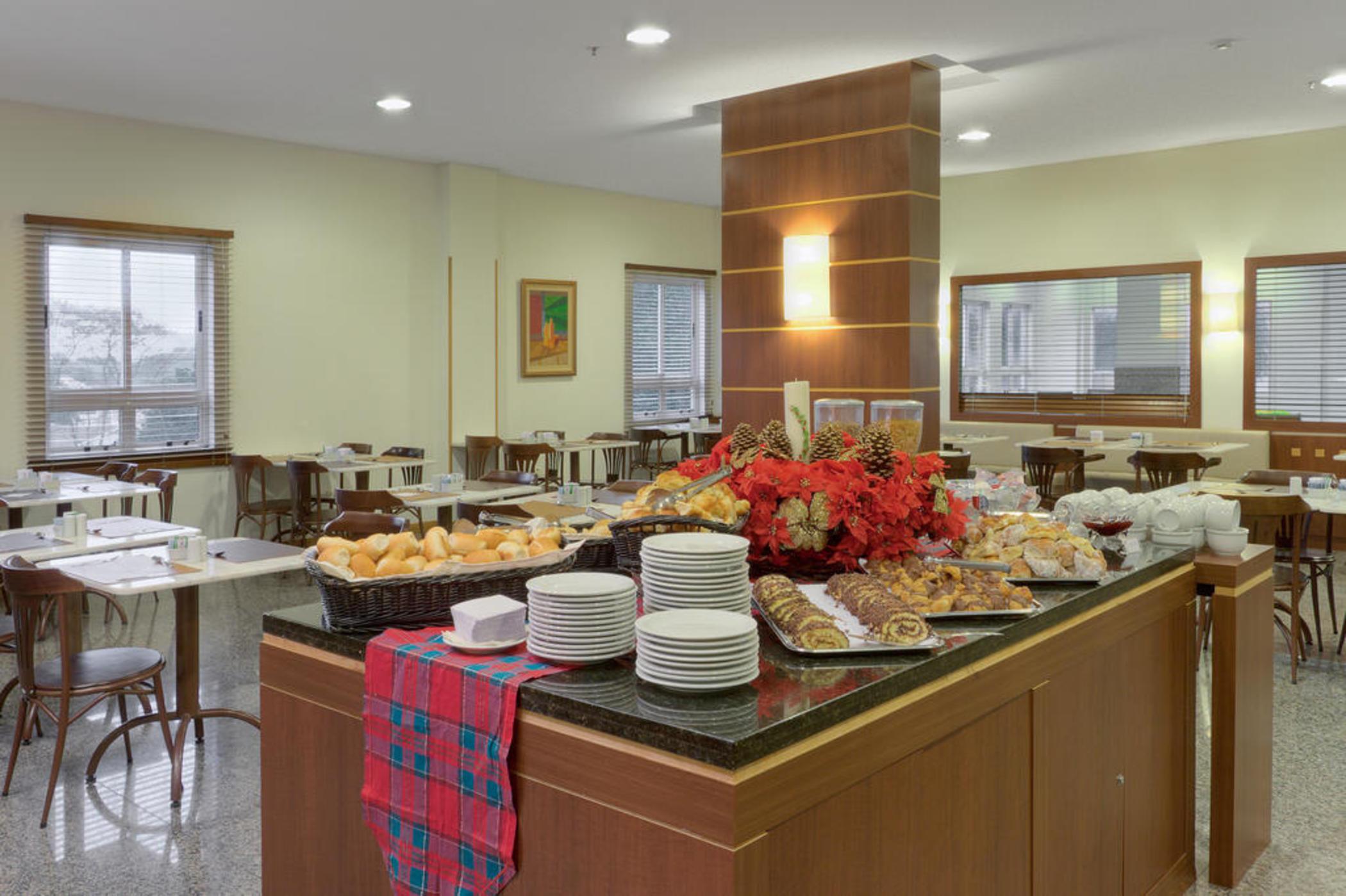 Hotel Nacional Inn Curitiba Santa Felicidade Zewnętrze zdjęcie
