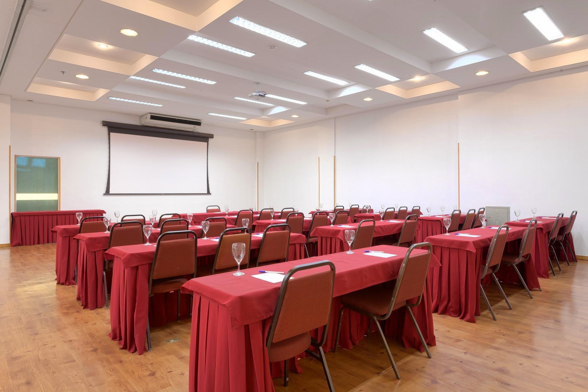 Hotel Nacional Inn Curitiba Santa Felicidade Zewnętrze zdjęcie